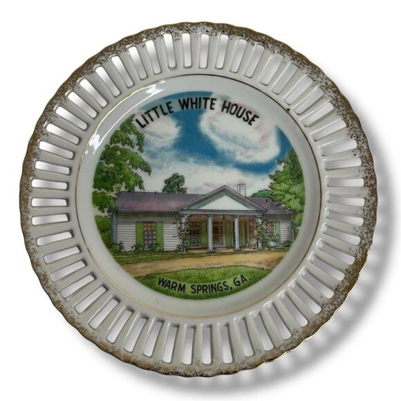 Vintage Little White House Gold Trim Ceramic Decorative Plate Warm Springs GA - Picture 1 of 7